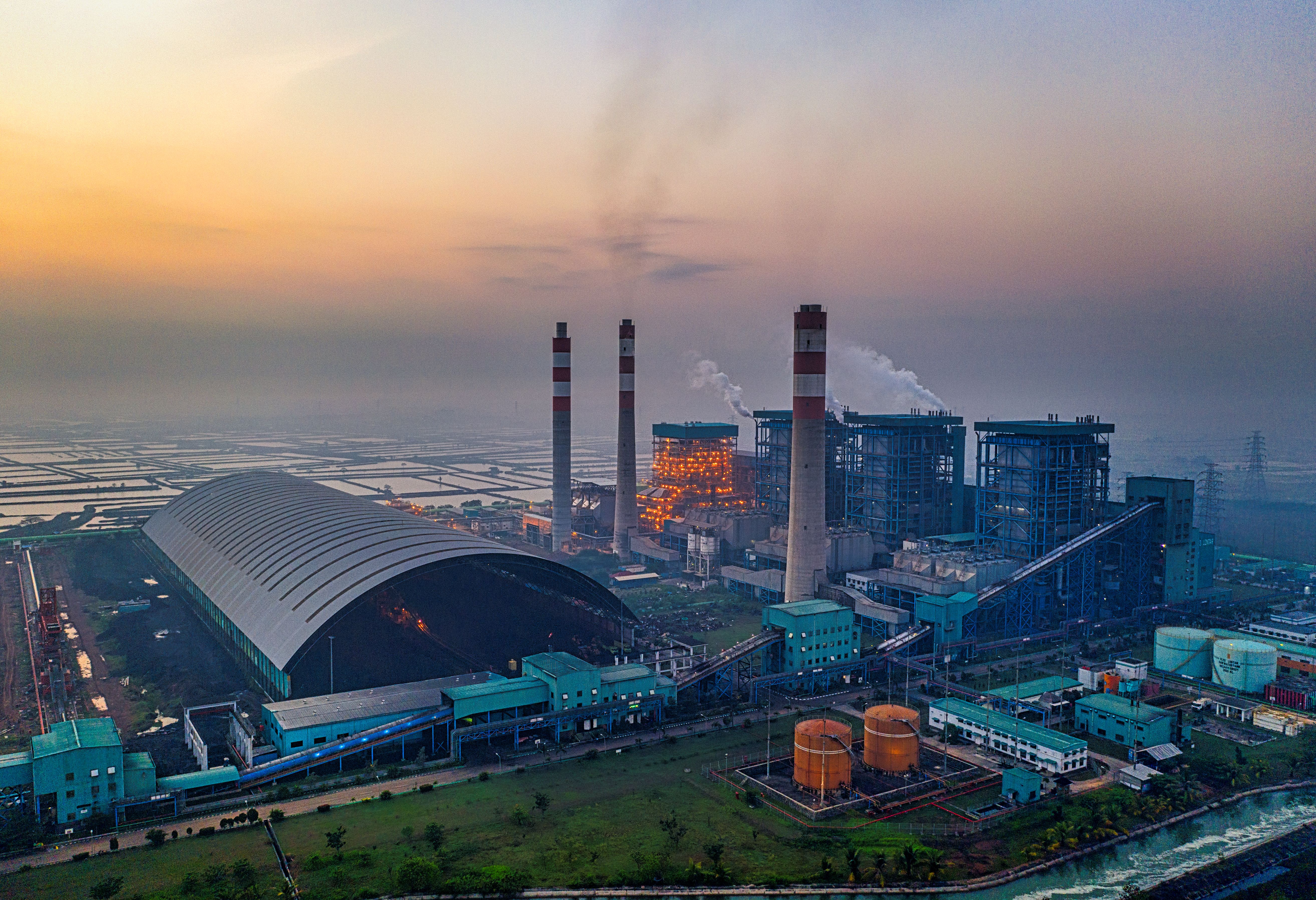 Industrial plant and carbon emissions